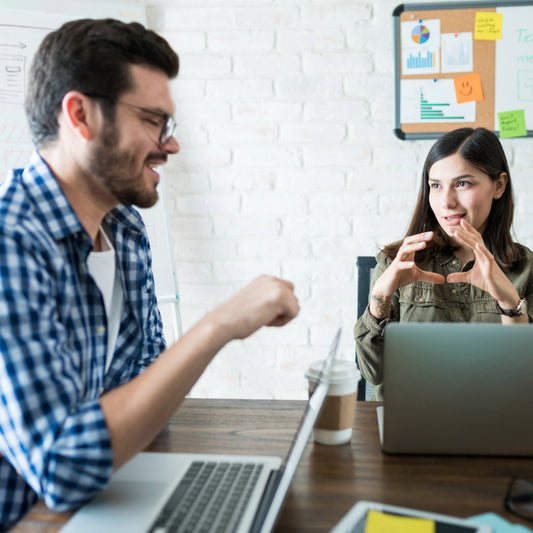 Cómo Mejorar Tus Habilidades de Comunicación Empresarial: La Clave para Desatar tu Potencial Empresarial